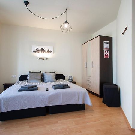 Lucsony Apartman Mosonmagyaróvár Exterior foto