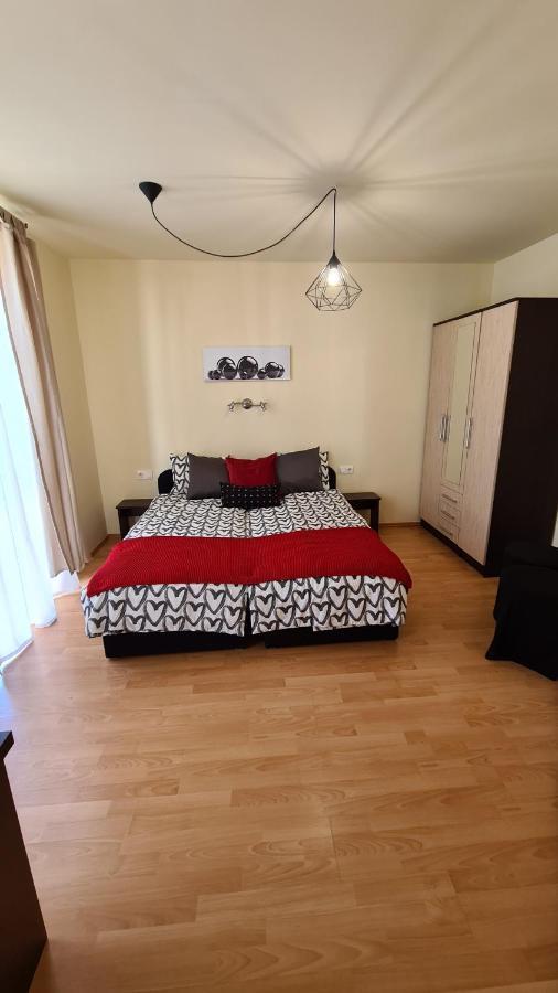 Lucsony Apartman Mosonmagyaróvár Exterior foto