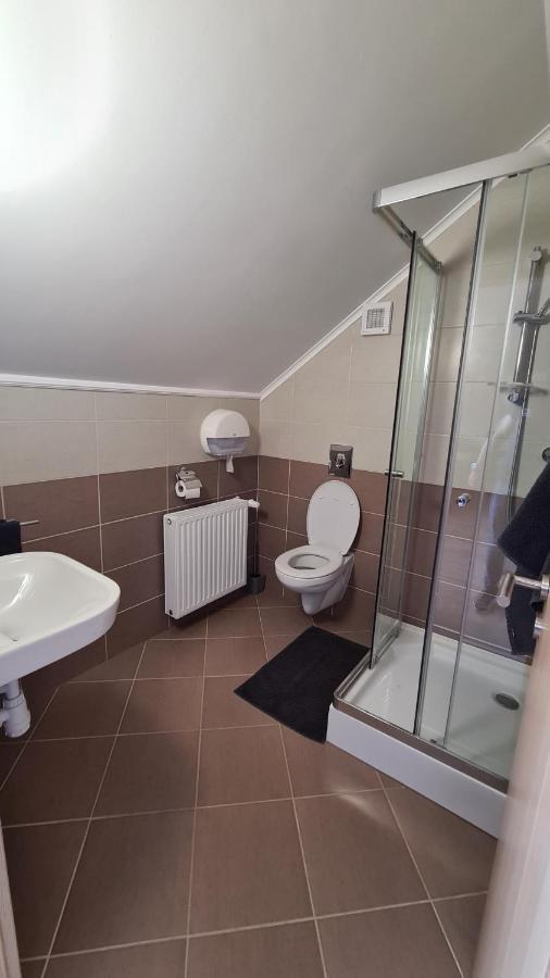 Lucsony Apartman Mosonmagyaróvár Exterior foto