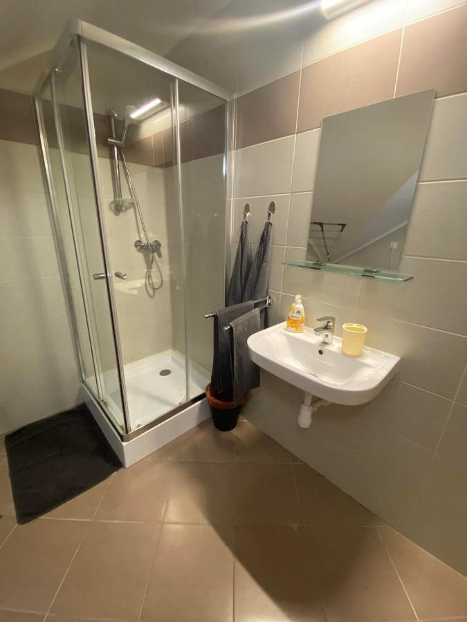 Lucsony Apartman Mosonmagyaróvár Exterior foto