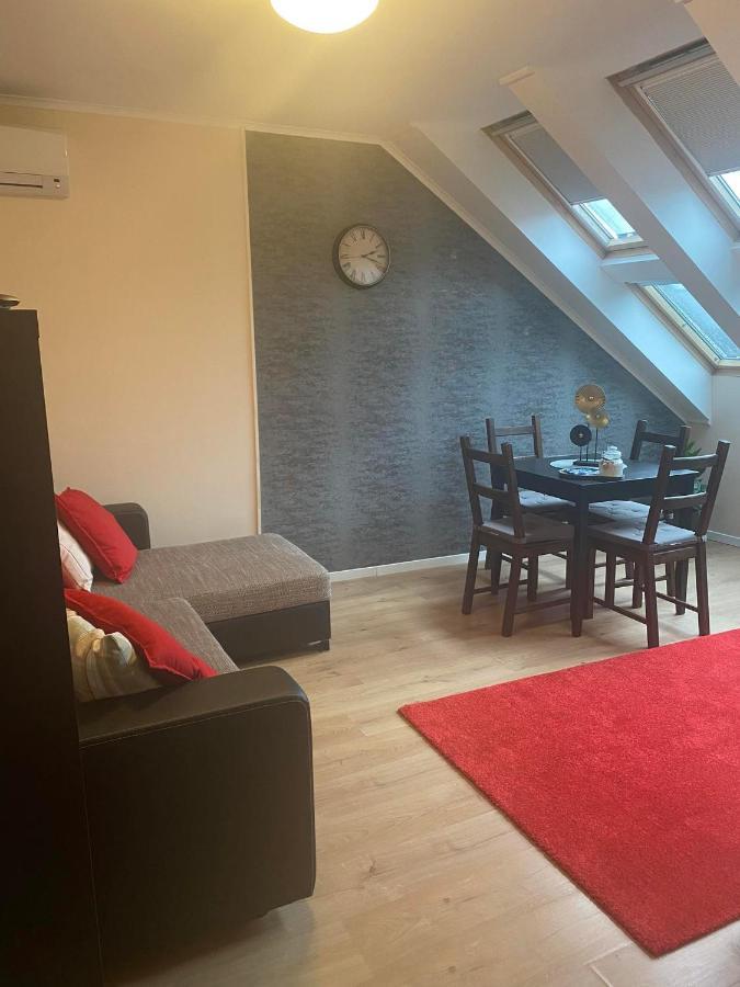 Lucsony Apartman Mosonmagyaróvár Exterior foto