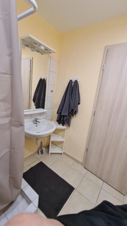 Lucsony Apartman Mosonmagyaróvár Exterior foto