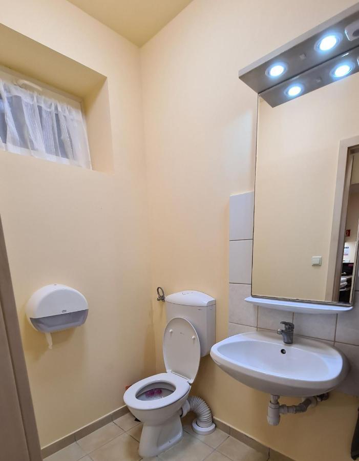 Lucsony Apartman Mosonmagyaróvár Exterior foto