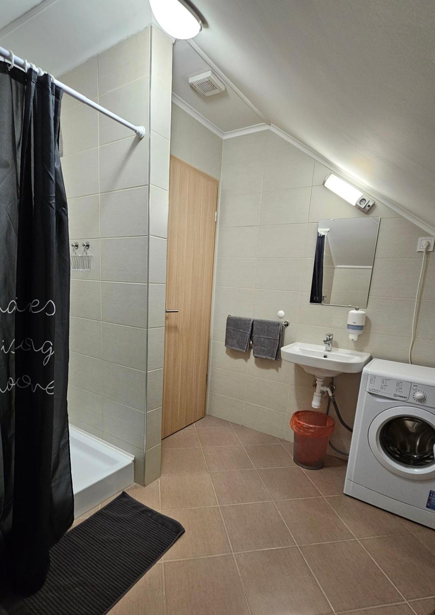 Lucsony Apartman Mosonmagyaróvár Exterior foto