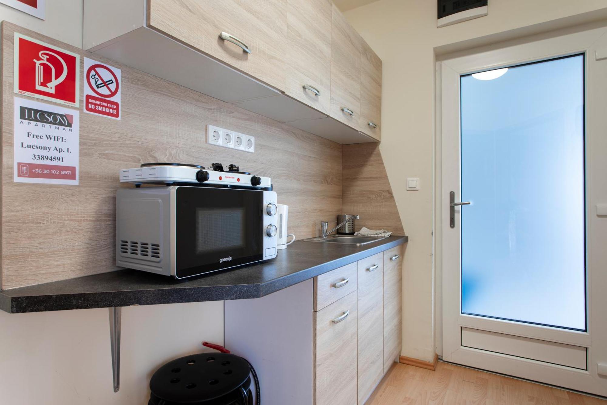 Lucsony Apartman Mosonmagyaróvár Exterior foto